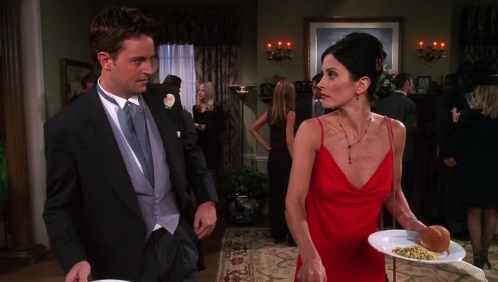 Friends wedding dress scene