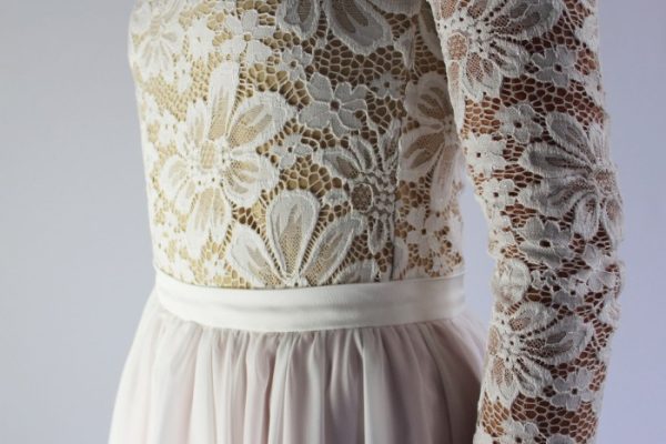 Lace Top Wedding Dresses A Style Guide