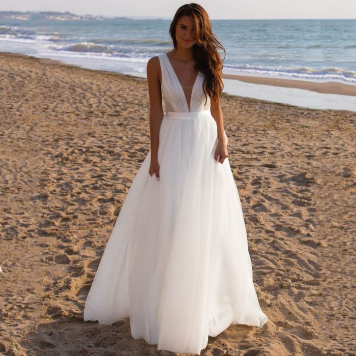 Beach wedding dresses flowy