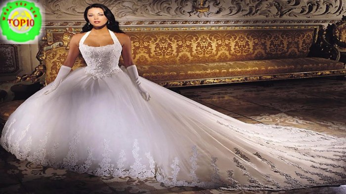 Insanely inappropriate wedding dresses